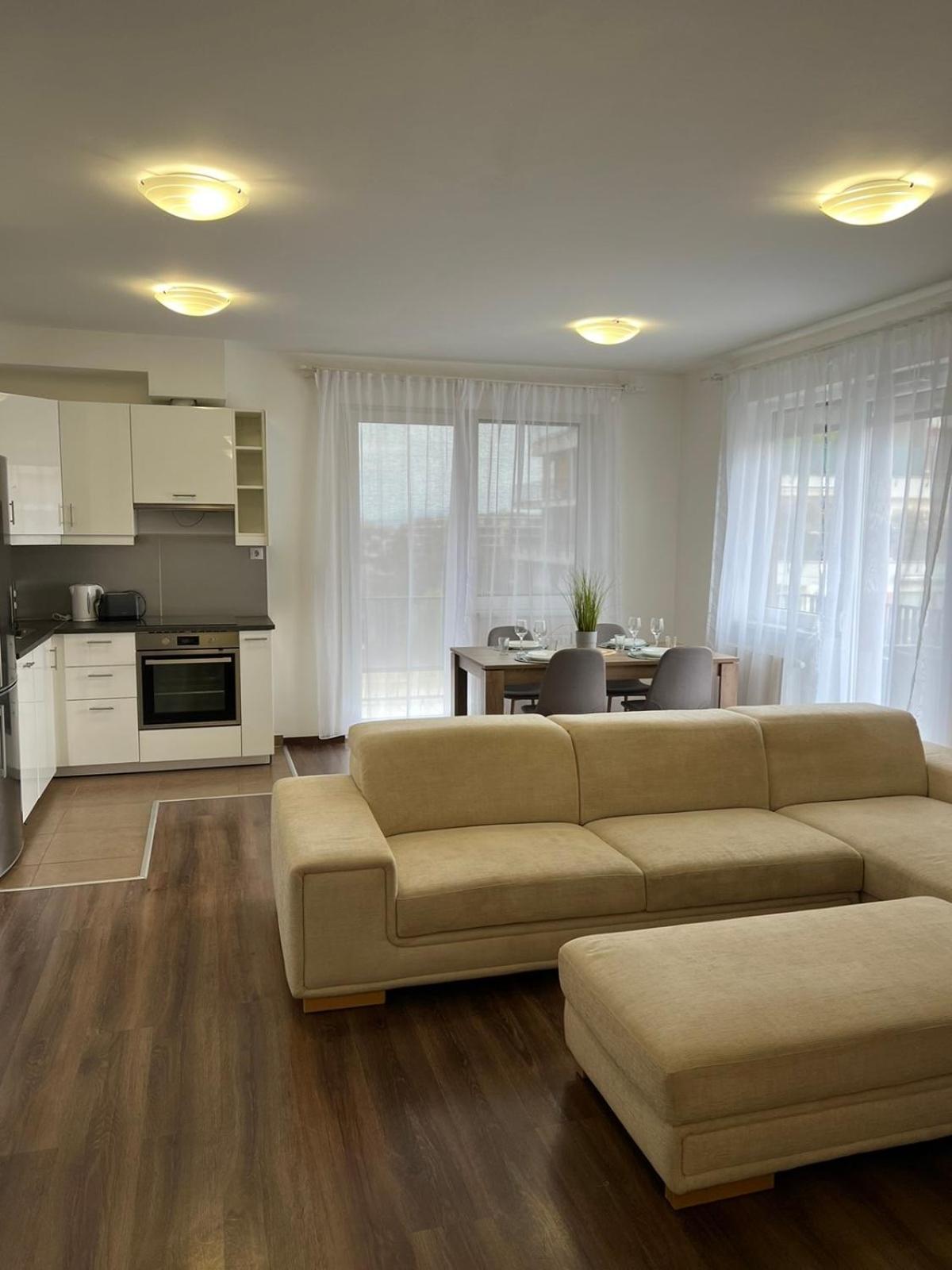 Lux Cordia Apartment With Free Parking Budapest Eksteriør billede